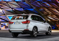 2016 BMW X5 xDrive 40e Plug-In Hybrid SUV (select to view enlarged photo)