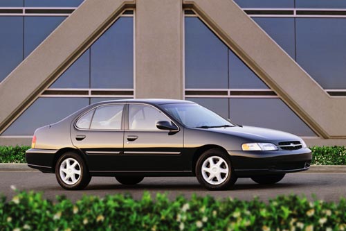 1998 nissan altima portrayal