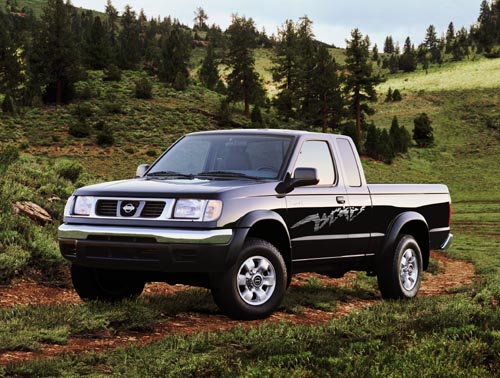 nissan 4x4 pickup