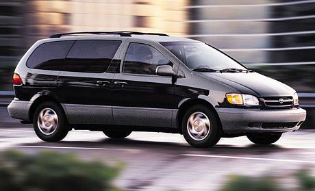 Toyota on Toyota Sienna Le Minivan  1998