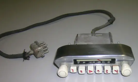 eBay Sells Complete 1948 Tucker Car Radio