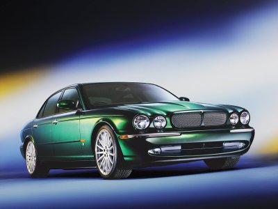 2005 Jaguar XJR Supercharged V8 Review