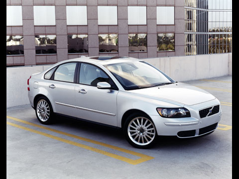 volvo s40. 2006 Volvo S40 T5 Review