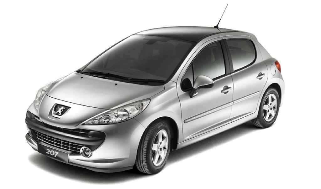 Peugeot 207 Cielo opens up a