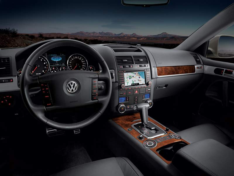 2008 Volkswagen Touareg V10 TDI Review