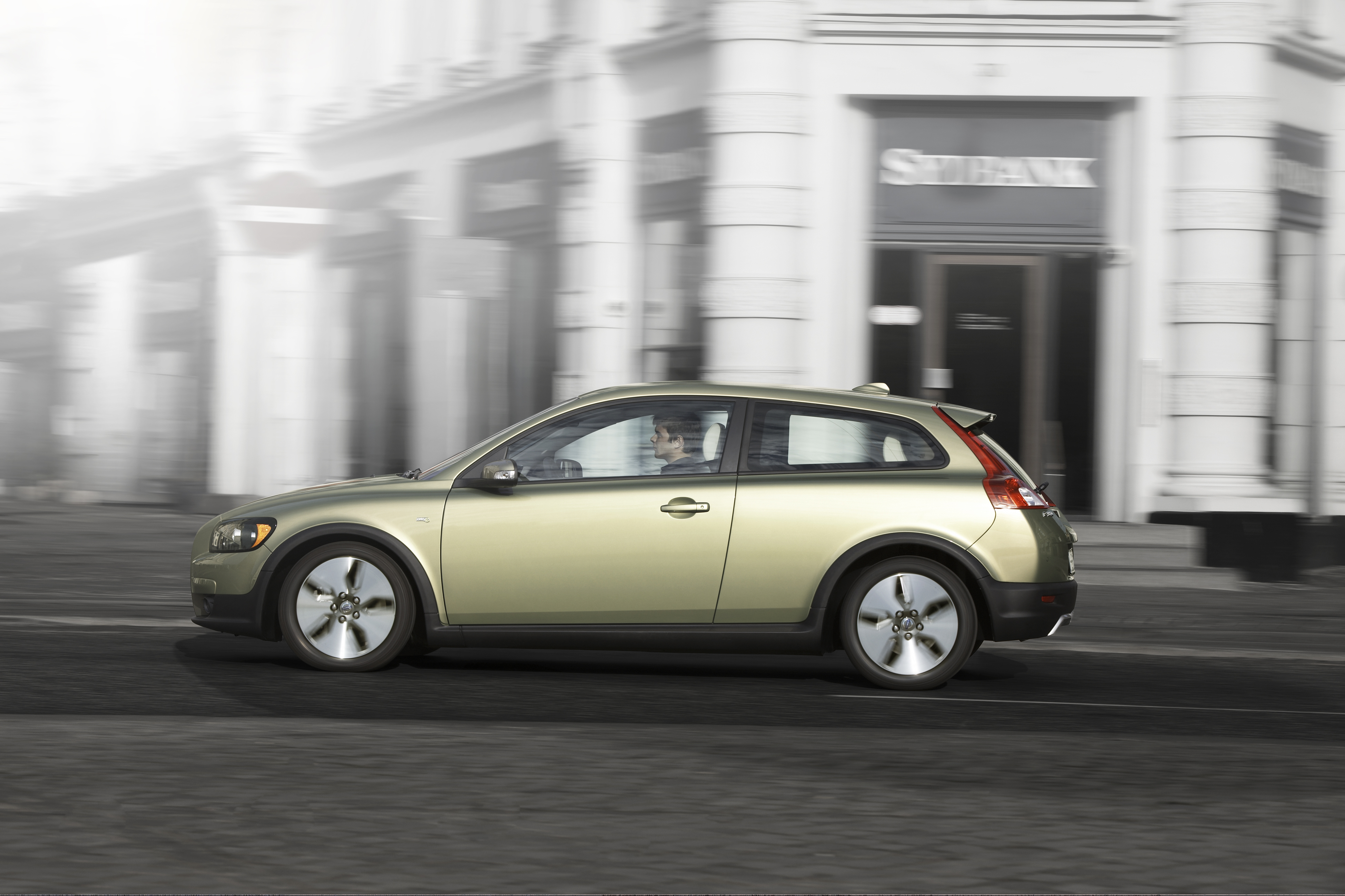 The New Volvo C30 S40 And V50 1 6d Drive With Low Co2
