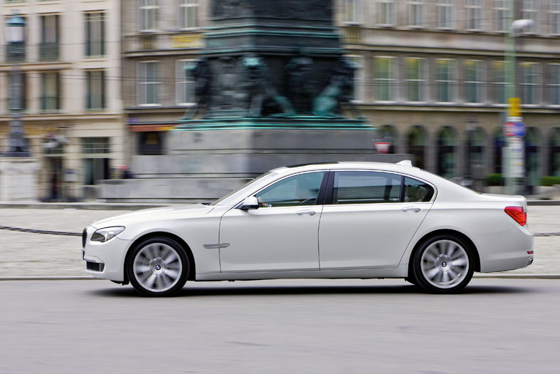 2010 BMW 7 Series 