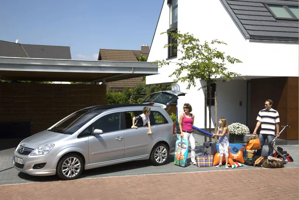 Opel Zafira - Summer Road Travel Made Easy