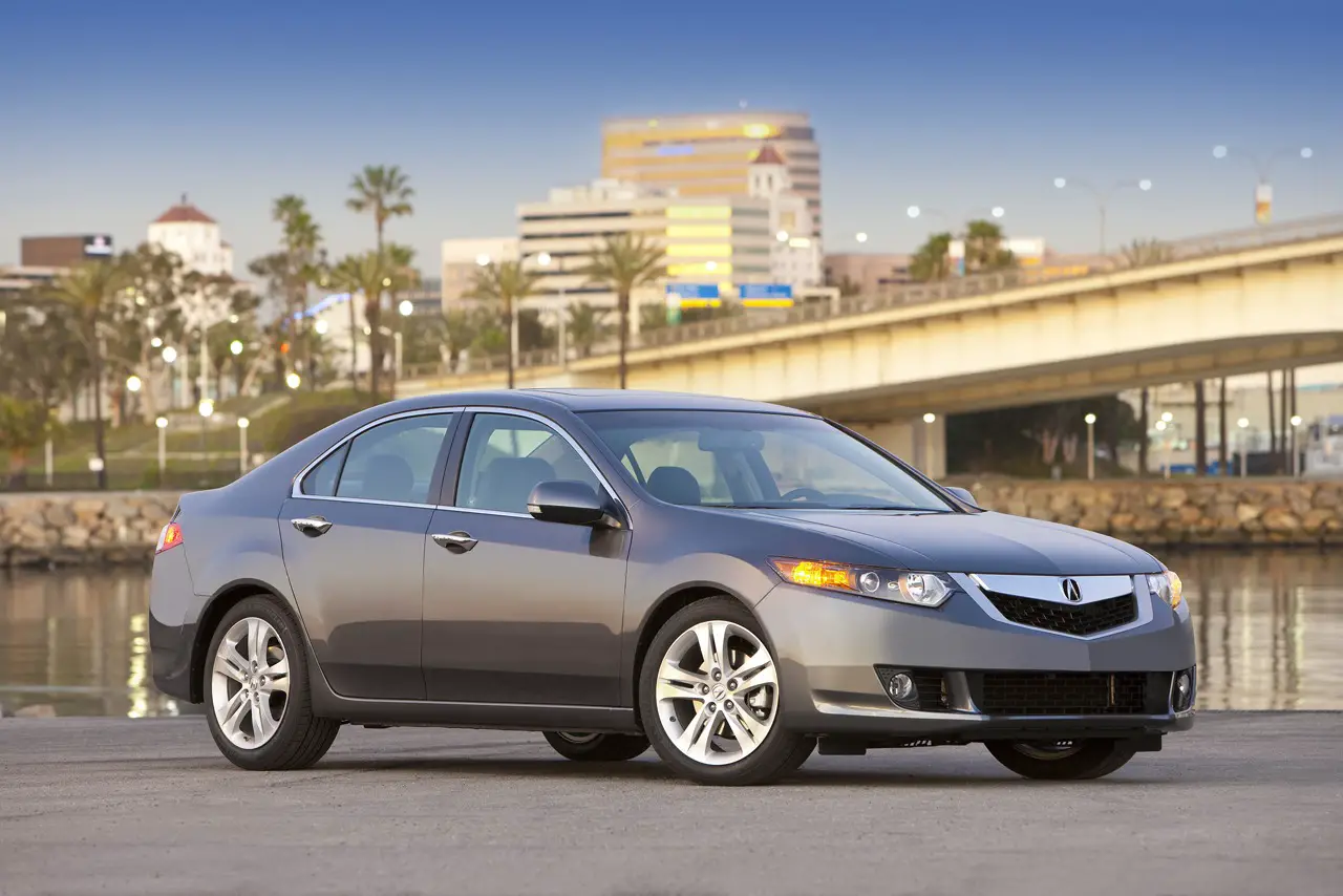 New Exotic 2010 Acura TSX V-6 Pictures 