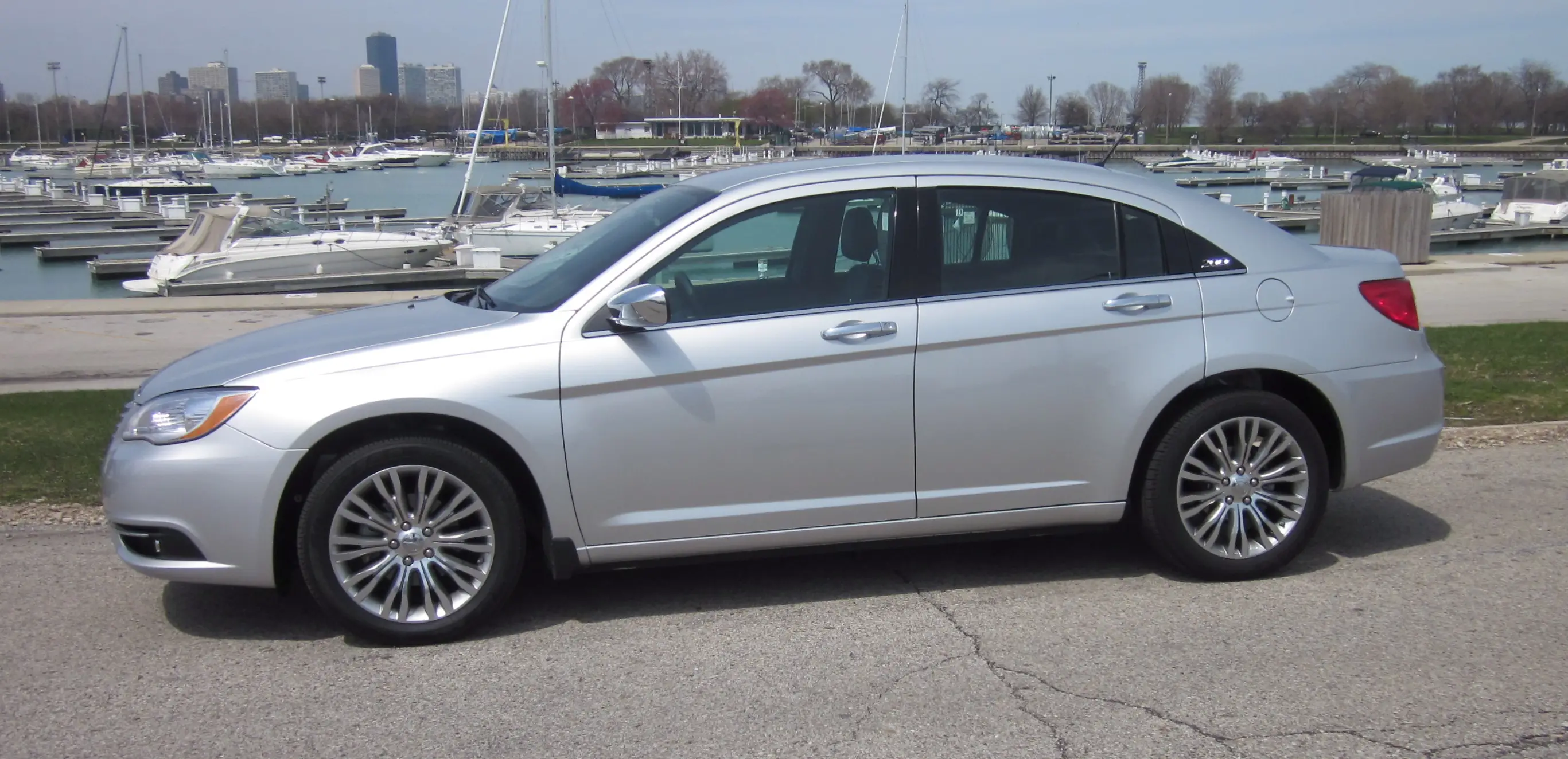 200 Chrysler 2011 #1
