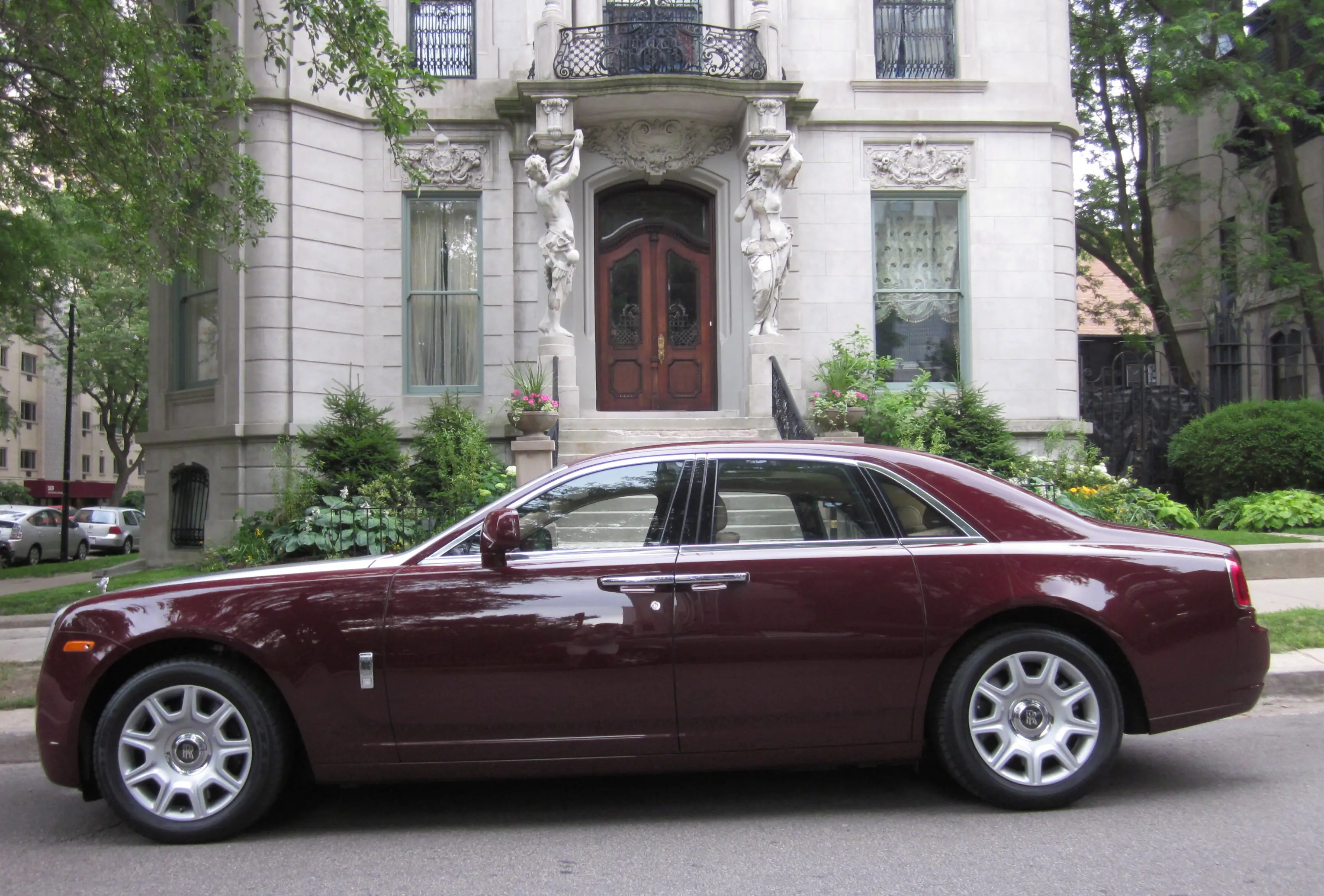 2011 RollRoyce Ghost select