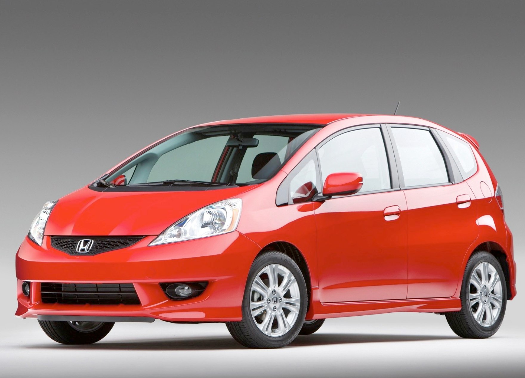 099191-2009-honda-fit-sport-review.1-lg.jpg