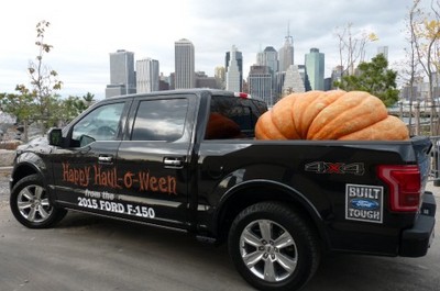 ford f-150 and pumkin (select to view enlarged photo)