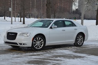2015 Chrysler 300  (select to view enlarged photo)