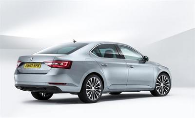 SKODA SUPERB (select to view enlarged photo)