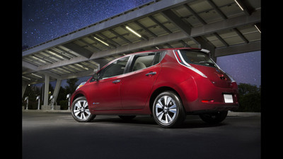 nissan leaf (select to view enlarged photo)
