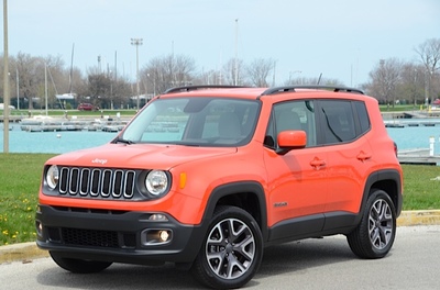 2016 Jeep Renegade (select to view enlarged photo)