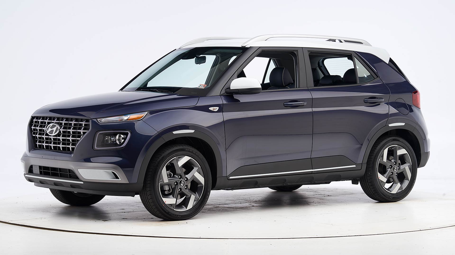 New Hyundai SUV Venue Earns IIHS 2020 TOP SAFETY PICK