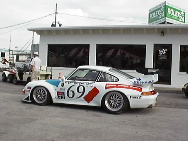 #69 Porsche 911 (GT3)