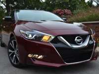 2016 Nissan Maxima Review By Larry Nutson +VIDEO