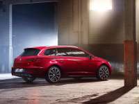 SEAT Unleashes Leon Cupra 300 – Its Most Powerful Road Car Ever