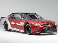 2018 Toyota Camry NASCAR Revealed +VIDEO
