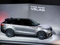 World Premiere: New Range Rover Velar Revealed at the Design Museum +VIDEO