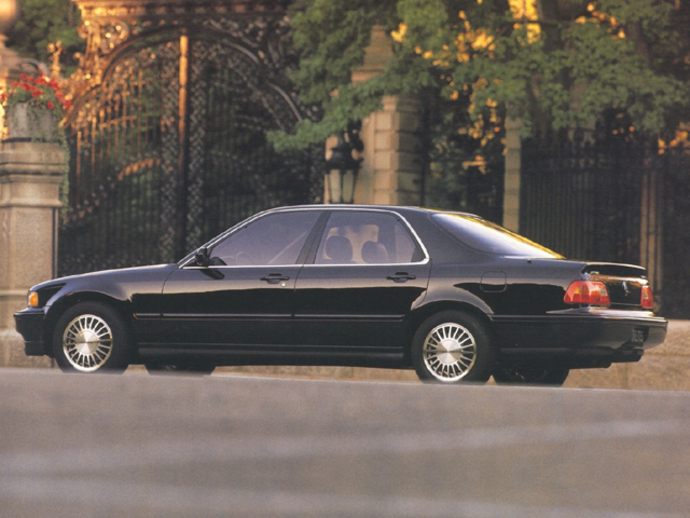 1995 ACURA LEGEND GS SEDAN. by: BILL RUSS. SEE ALSO:Acura Buyer's Guide