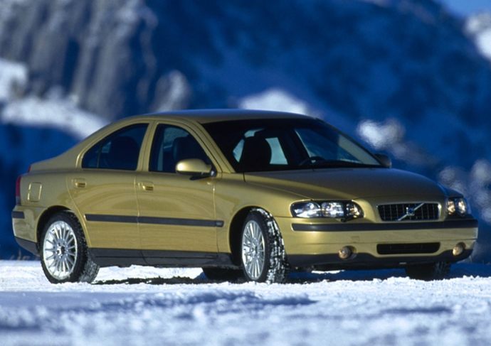 Review 2002 Volvo S60 AWD