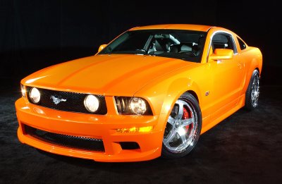 How much horsepower does a 2005 ford mustang gt have
