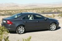 2007 Volvo S80 (select to view enlarged photo)