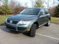 2007 Volkswagen Touareg (select to view enlarged photo)