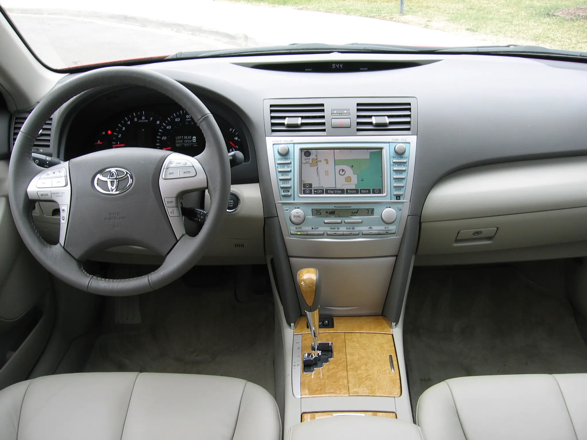 2007 Toyota Camry Xle V6 Review