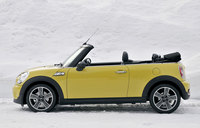 2009 Mini Convertible (select to view enlarged photo)