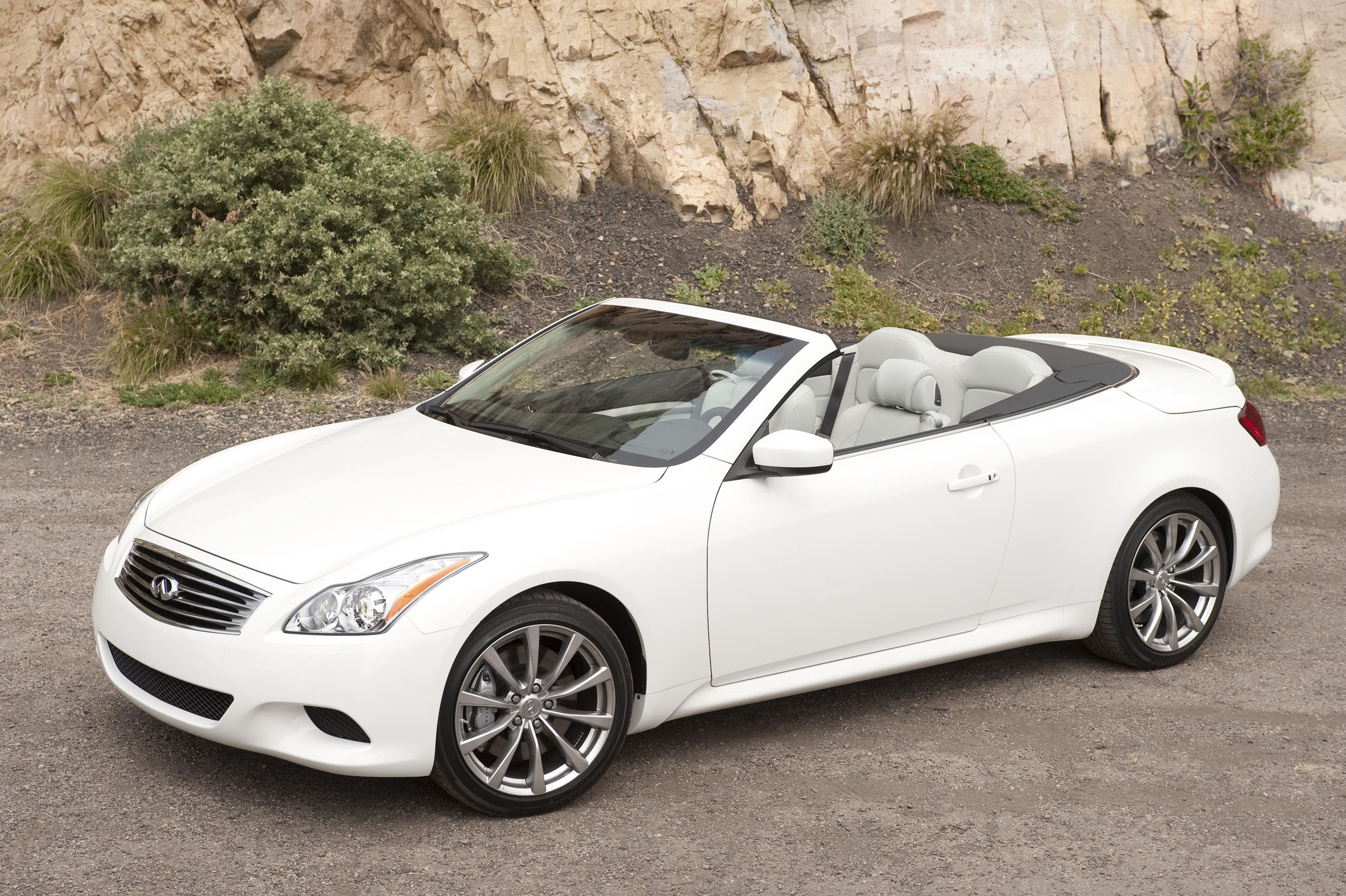 Infiniti Announces Pricing on All-New 2009 G37 Convertible