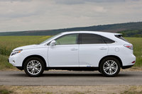 2010 Lexus RX 450h (select to view enlarged photo)