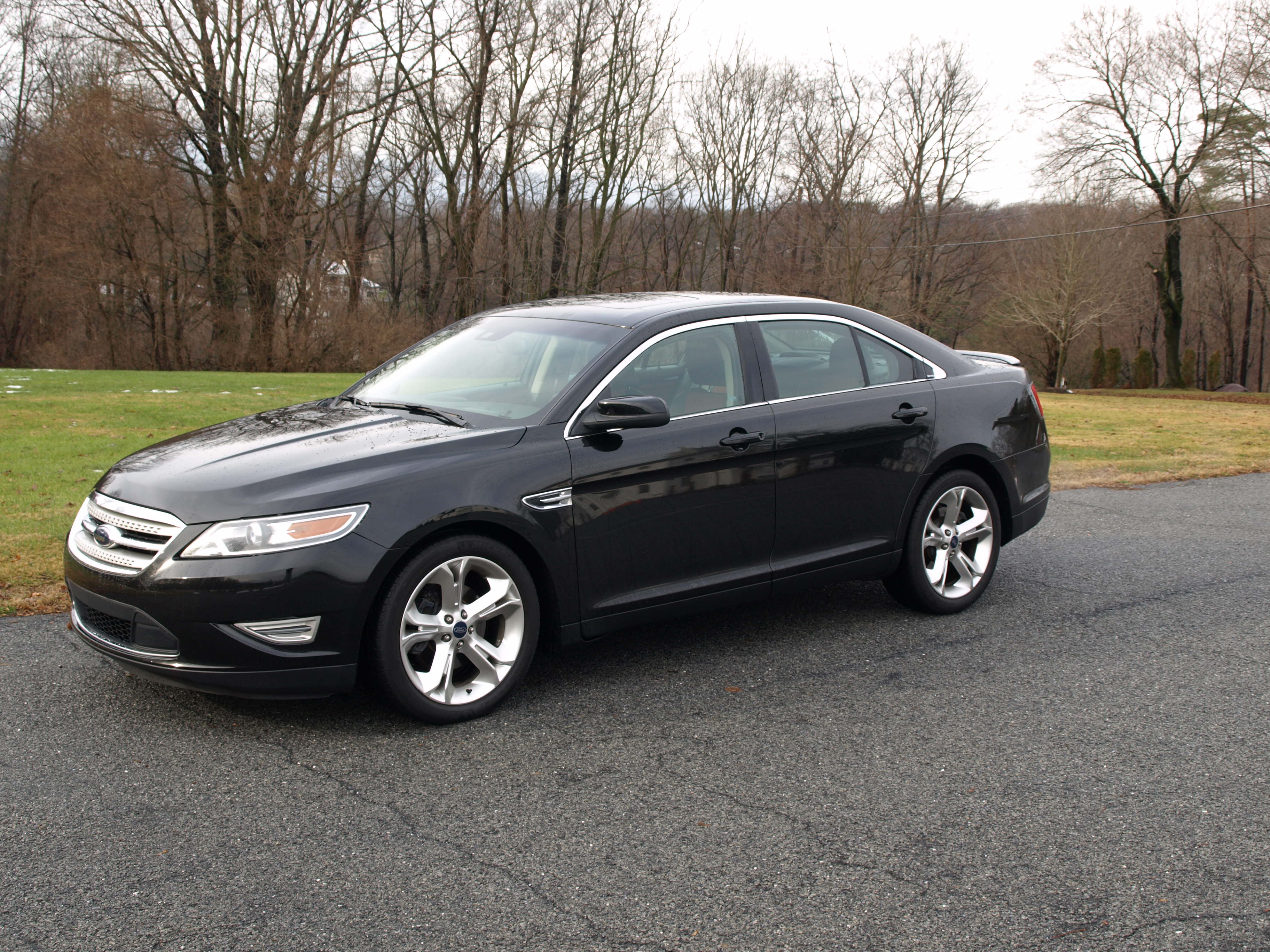 Ford taurus sho gas mileage 2010