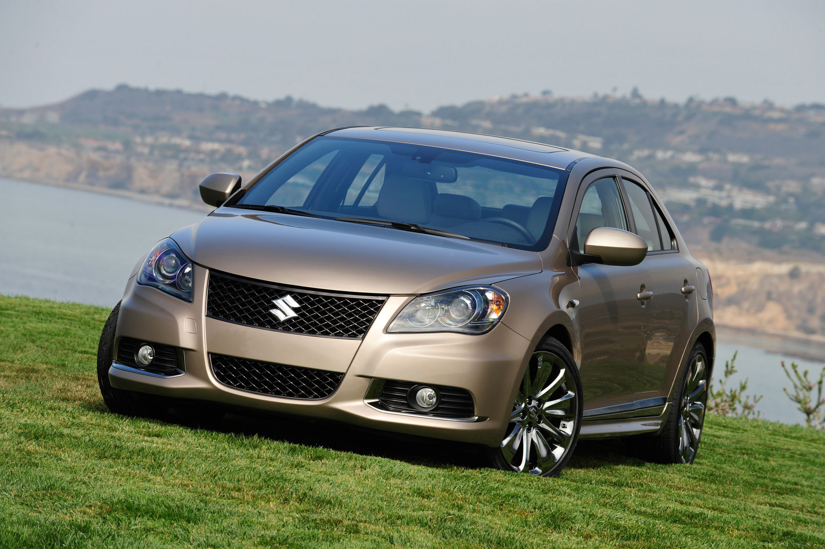 2010 Suzuki Kizashi SE Review