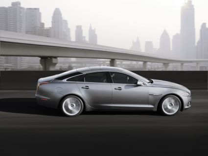 Jaguar
XJ 