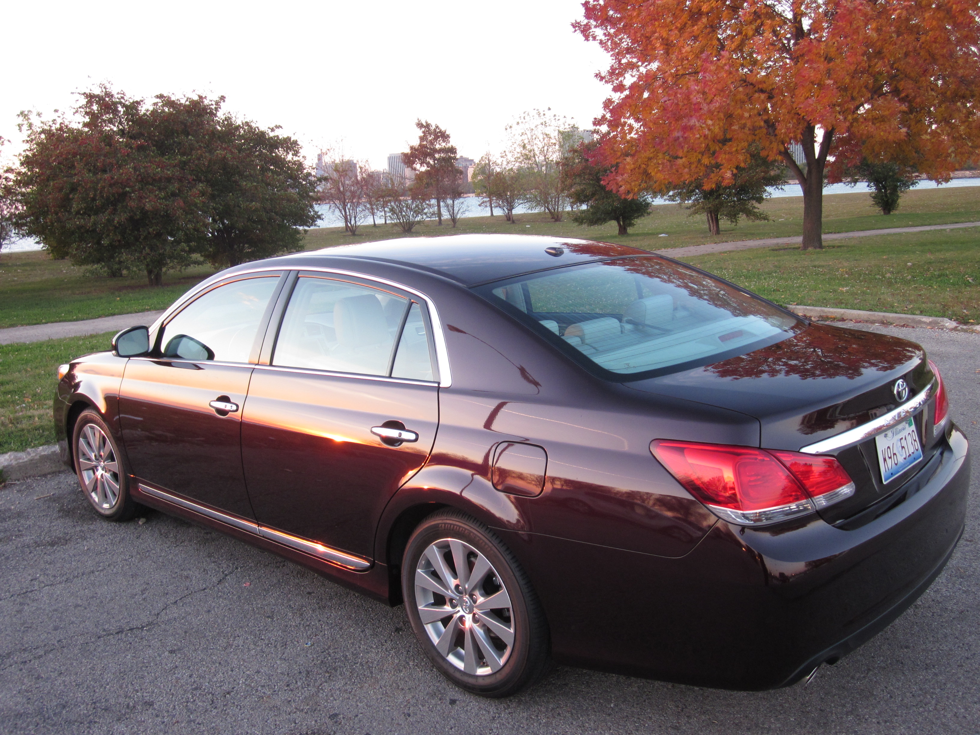 Toyota avalon 2011