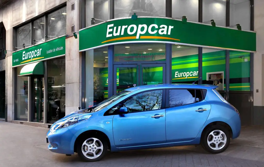 100 electric nissan leaf joins daily rental market with europcar