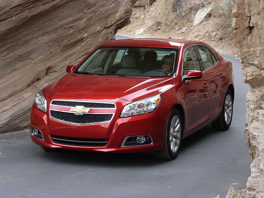 Купить шевроле б у в россии. Chevrolet Malibu 2023. Шевроле Малибу 2013. Chevrolet Malibu 83. Chevrolet Malibu XL 2023.