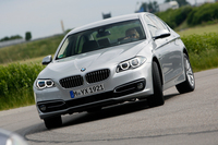2014 BMW 5 Series  (select to view enlarged photo)
