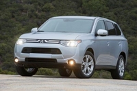 mitsubishi outlander (select to view enlarged photo)