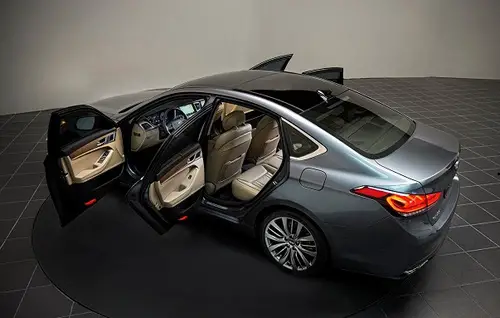 2015 Hyundai Genesis (select to view enlarged photo)
