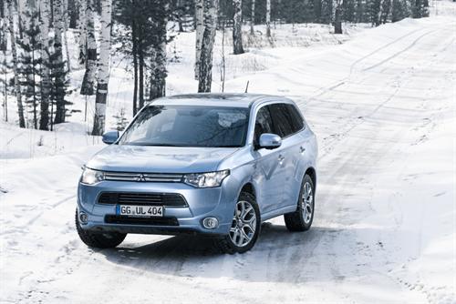 mitusibshi outlander phev