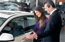 woman buying a car