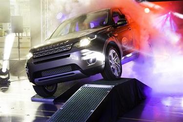 land rover discovery (select to view enlarged photo)
