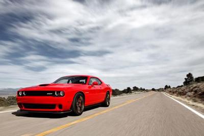 dodge challenger srt (select to view enlarged photo)
