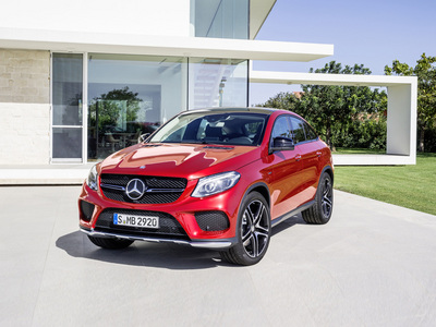 2016 Mercedes GLE SUV (select to view enlarged photo)